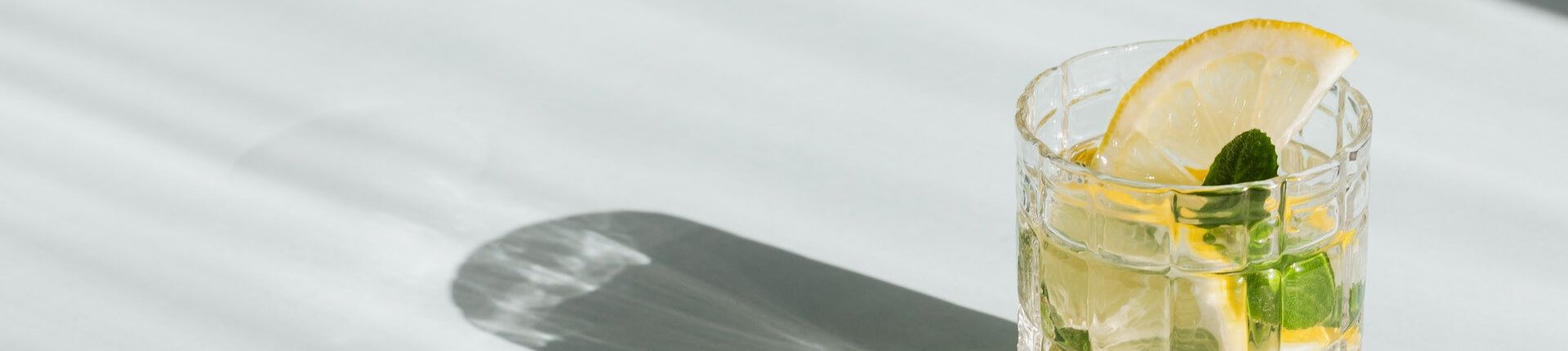 alcohol 1920x1920