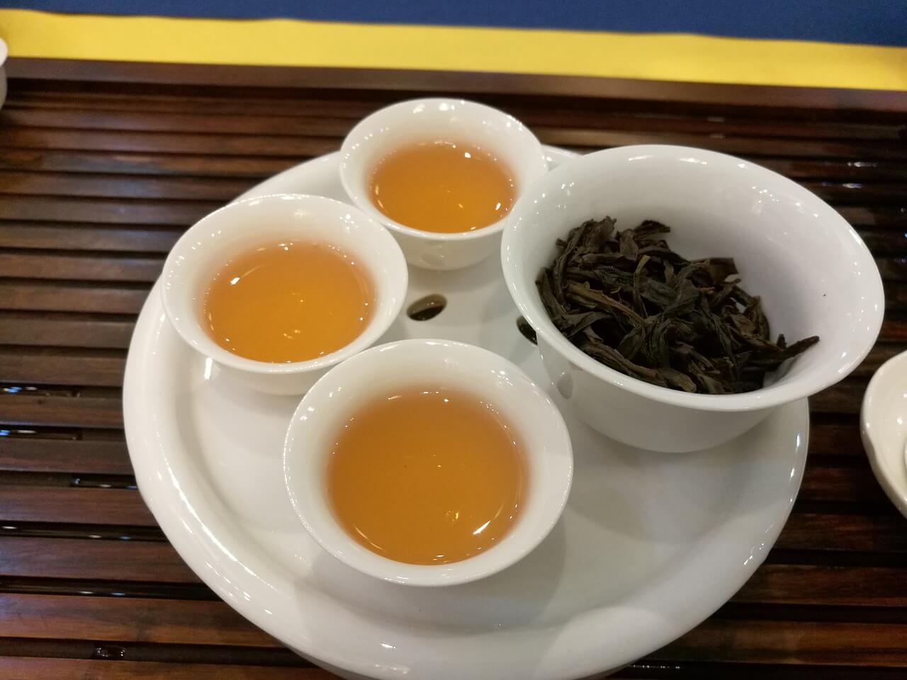 Oolong Tee